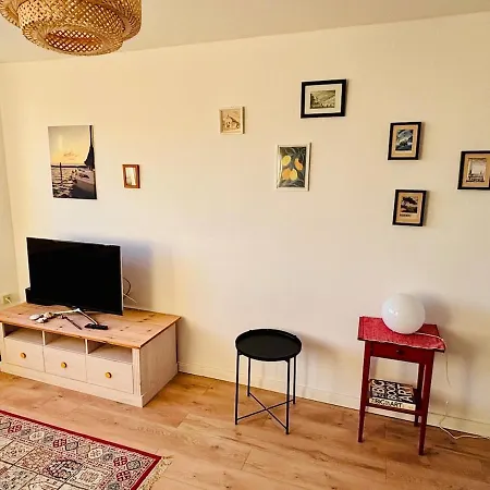 Moderne Mit Ausblick In
